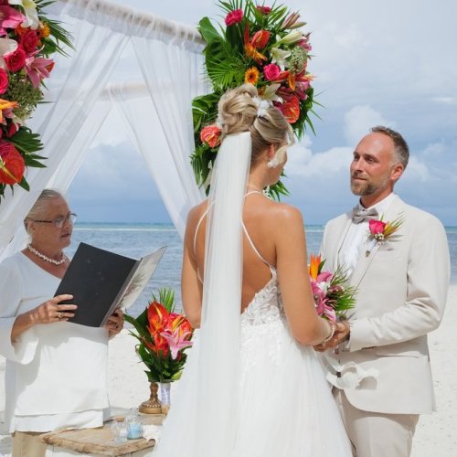 punta-cana-beach-wedding-19