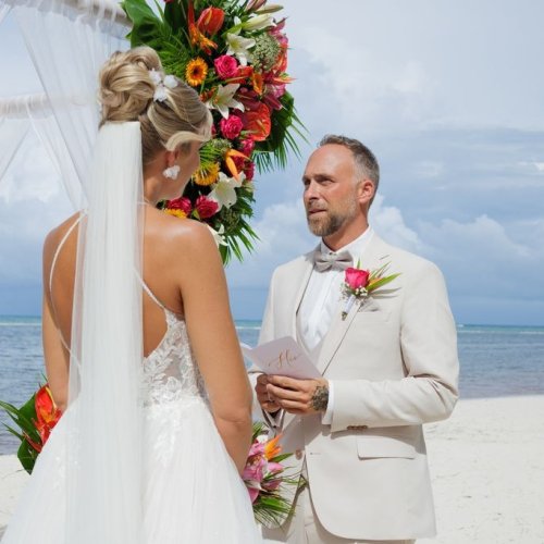punta-cana-beach-wedding-22