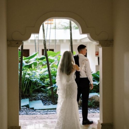 ashlierobert_pearlbeachclubwedding-12