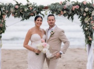 La Boda de Ensueño en la Playa de Cabarete de Stacey y Mauricio: Una Celebración con Familia y Amigos