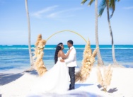 Boda en Punta Cana para 2: Celebración íntima de Bodeline y Richardson con familiares y amigos cercanos