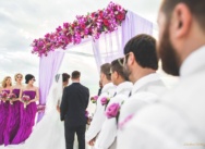 Boda púrpura en una de las playas más hermosas del mundo – Playa Juanillo, Cap Cana {Alina y Austin}