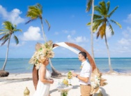 Boda íntima en la playa de Punta Cana, República Dominicana