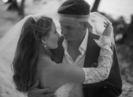 Cómo transformamos una crisis de boda en una celebración de destino perfecta