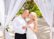 <h1>Boda íntima en Punta Cana – Una romántica ceremonia en la playa</h1>