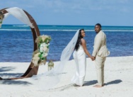 <h1>Boda Elopement en la playa de Punta Cana</h1>